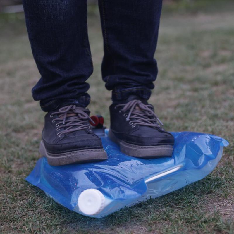 Tas air berkemah, dengan keran - Water Bag Collapsible ulasan dan harga